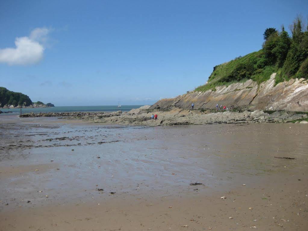 Acorns Guest House Combe Martin Exterior photo